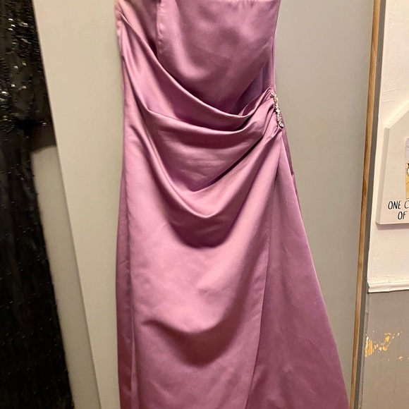 Davids bridal strapless dress size 10 - Picture 2 of 7